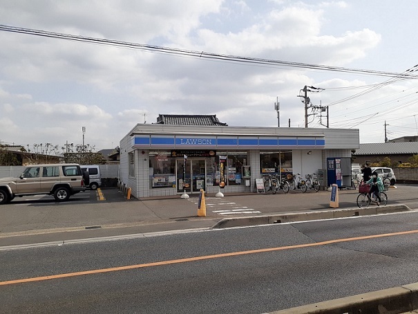 コンビニ　ローソンさいたま八王子3丁目店（コンビニ）まで550m