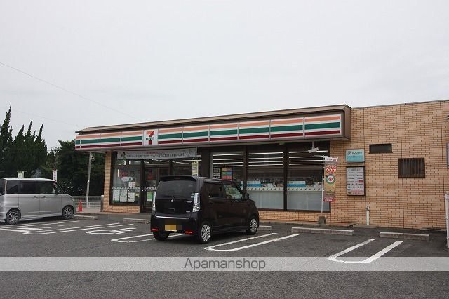 コンビニ　セブンイレブン（コンビニ）まで1000m