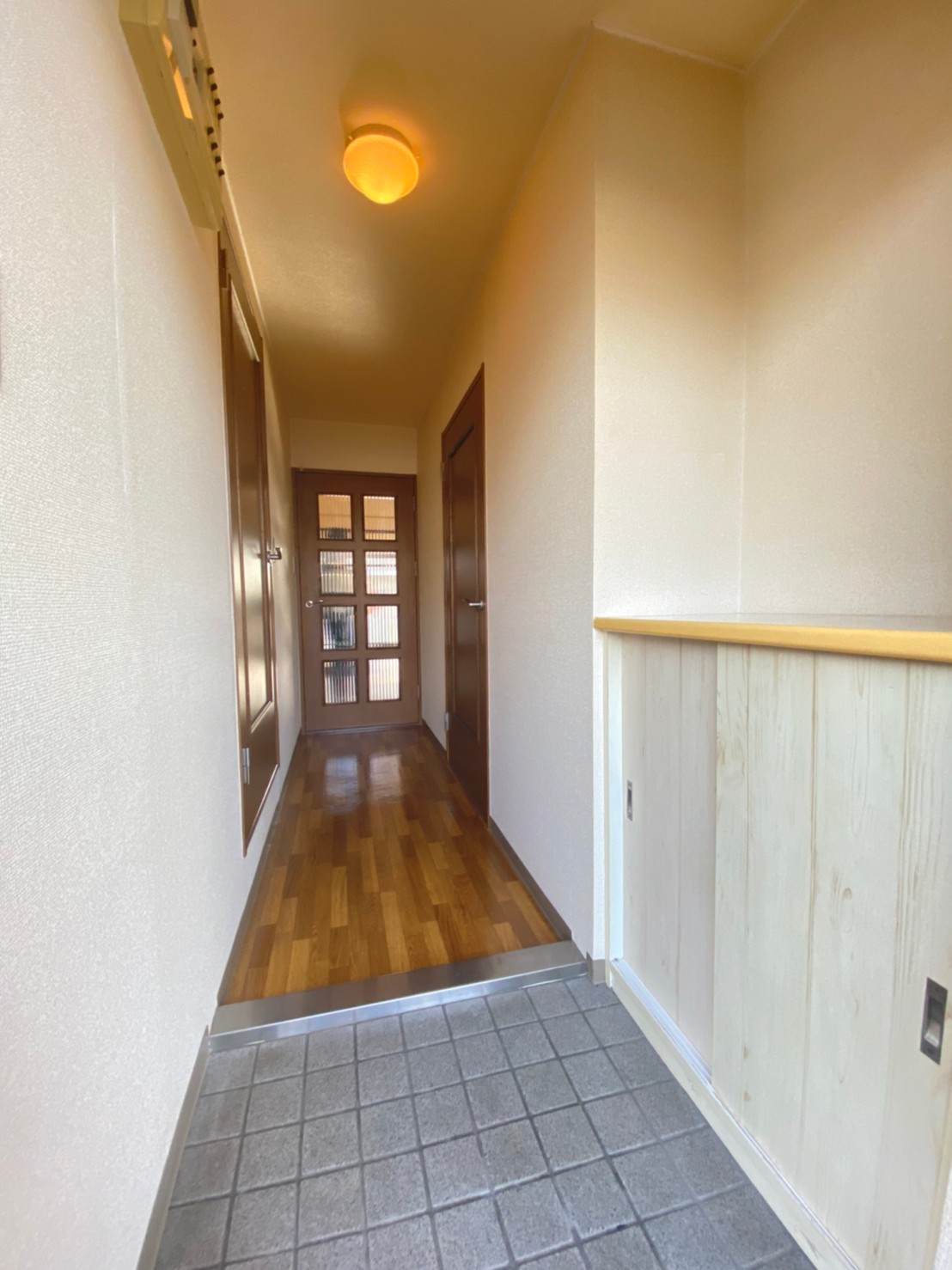 玄関　同建物別号室