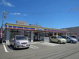 コンビニ　ミニストップ 焼津西小川店（コンビニ）まで463m