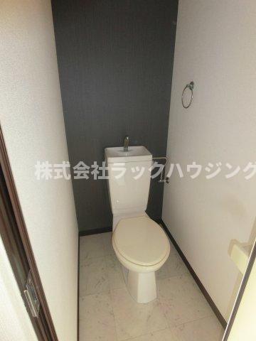 トイレ　【お部屋さがしはラックハウジングにお問合せ下さいませ♪】