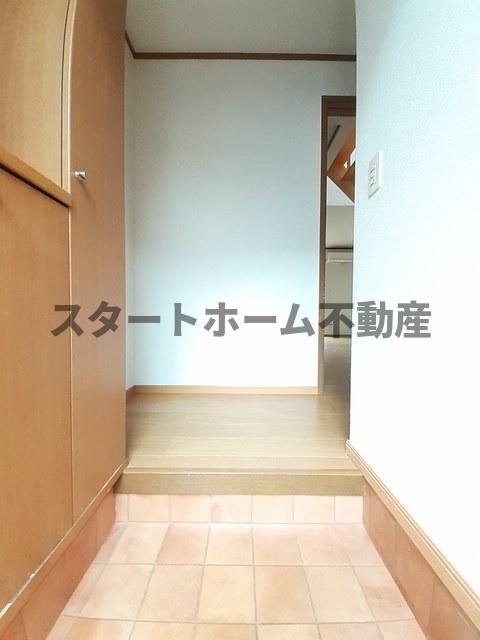 玄関　落ち着いた玄関です