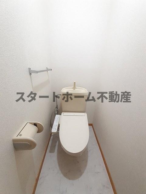 トイレ　トイレもきれいです