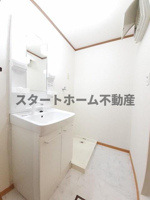 洗面設備　広い洗面スペース