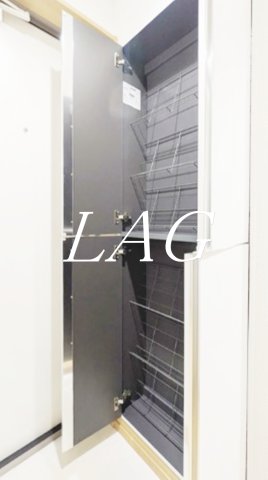 収納　シューズボックスです。