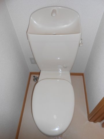 トイレ　落ち着いたトイレです