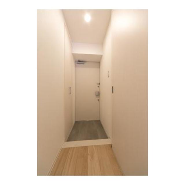 玄関　※写真は同タイプ住戸です。