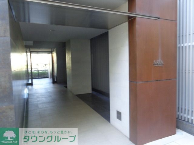 エントランス　エントランス