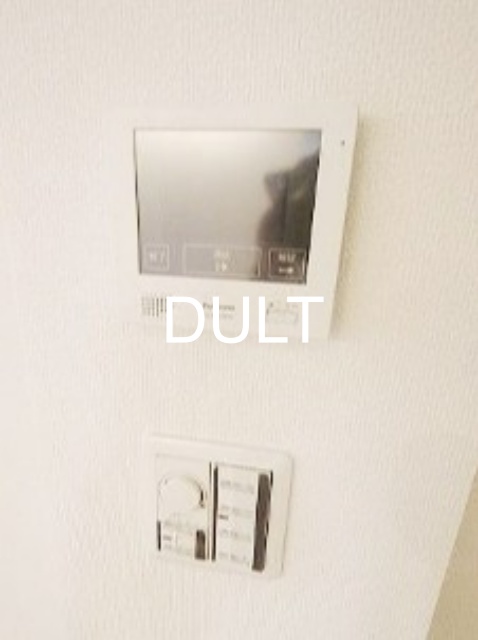 セキュリティ　モニター付きインターホンです。