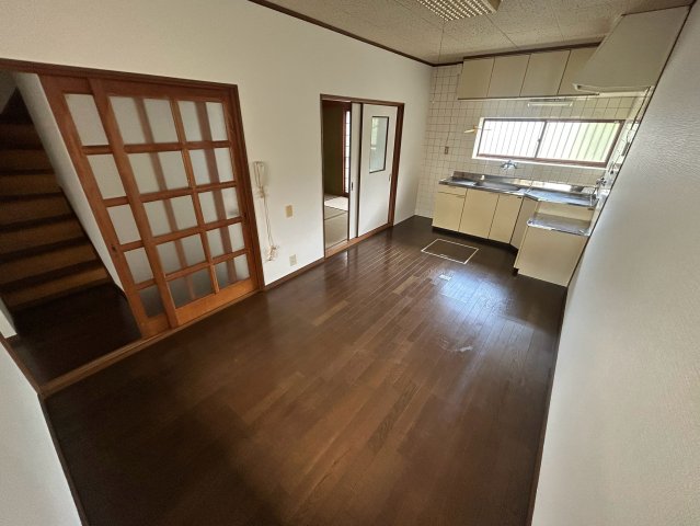 近鉄南大阪線 駒ケ谷駅 徒歩9分 2階建 築34年の居間写真