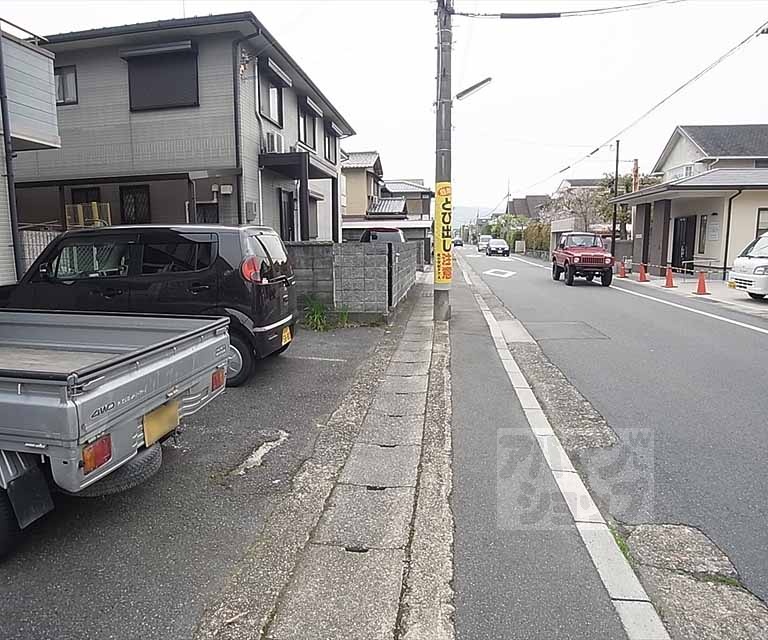 その他　前面道路です。
