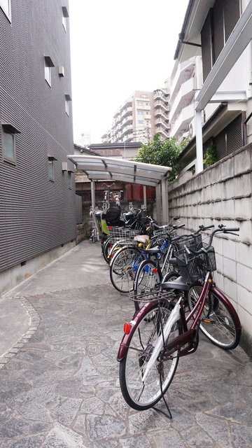 その他共有部分　自転車置き場ございます、お出かけの際にも便利ですね。