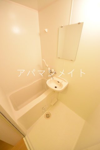 バス・シャワールーム　使いやすいお風呂です