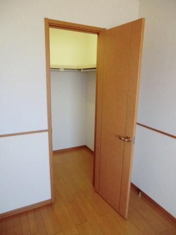 収納　収納（同タイプ）