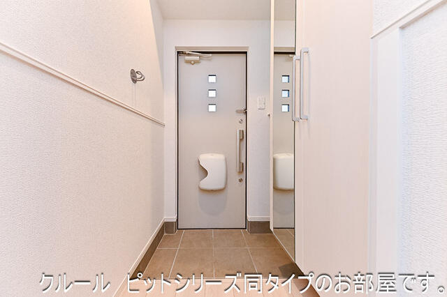 ライラックの玄関写真