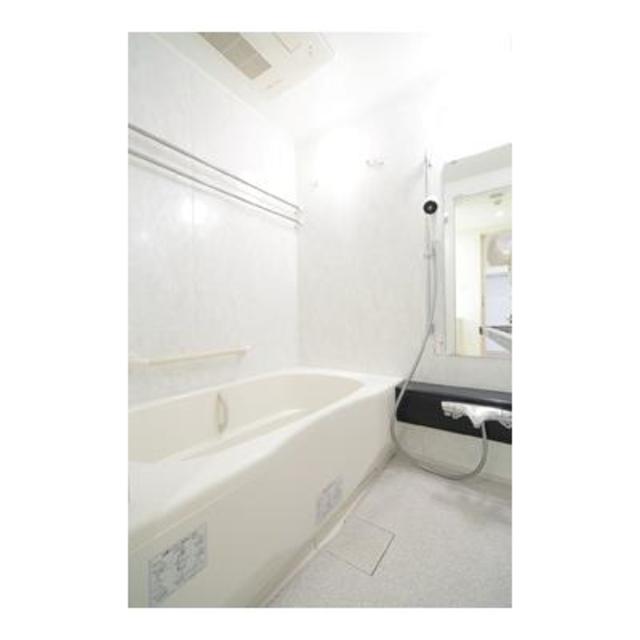 バス・シャワールーム　※写真は同タイプ住戸です。