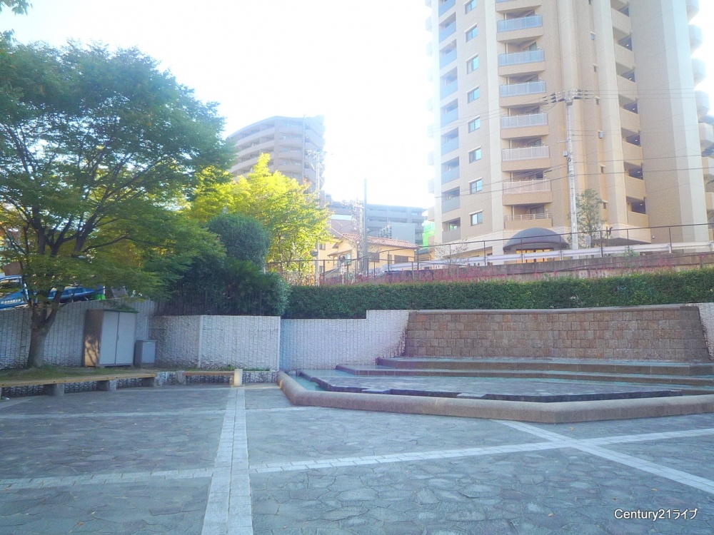 公園　湯本台広場（公園）まで1220m