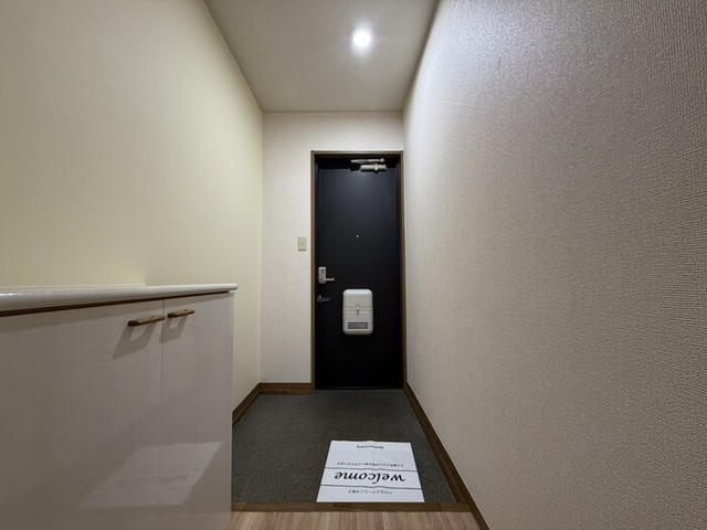 阪急伊丹線 伊丹駅 徒歩1分 3階建 築32年の玄関写真