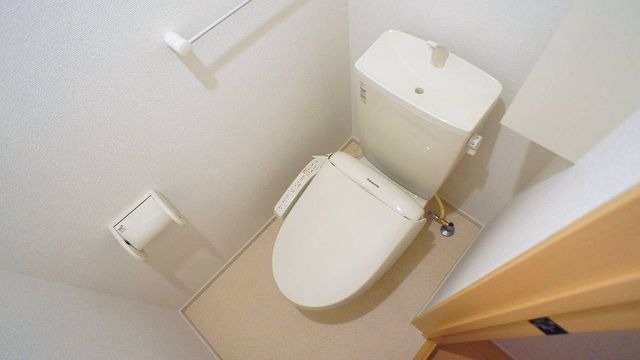 トイレ　図面と現状に相違がある場合には現状を優先