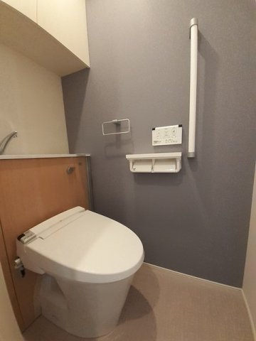 トイレ　コンパクトで使いやすいトイレです