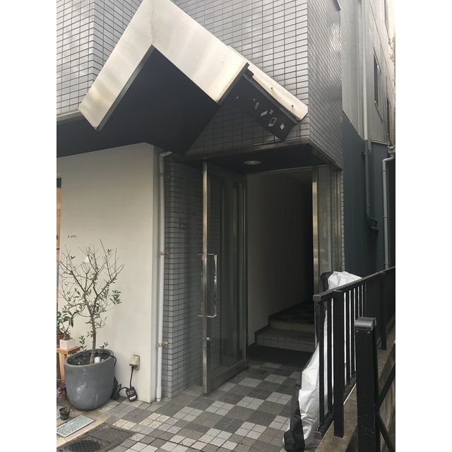 エントランス　エントランス
