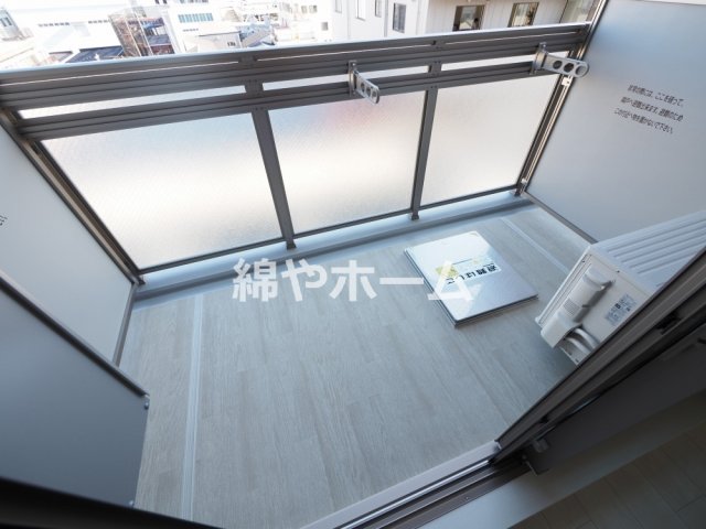 バルコニー　バルコニーがあります