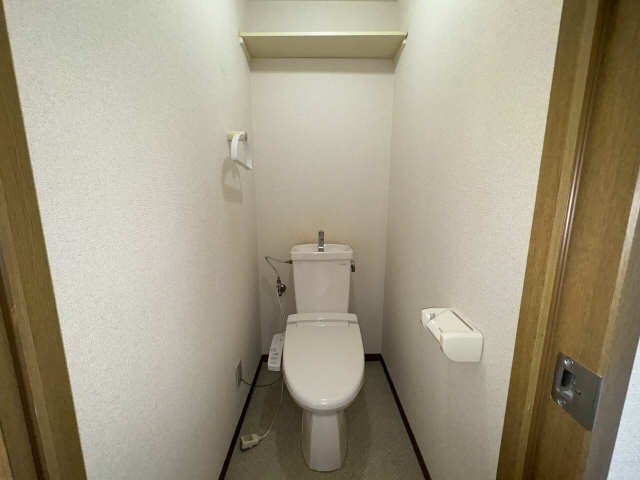 ファミール尾崎のトイレ写真