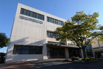 図書館　岩倉市図書館（図書館）まで755m