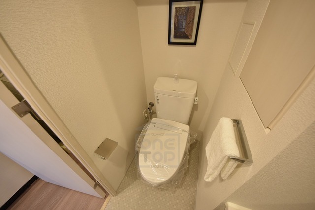 コンフォリア江坂のトイレ写真