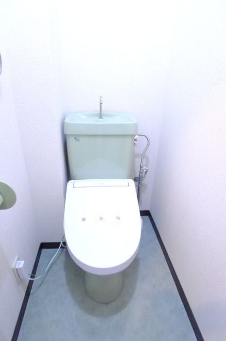AD日暮のトイレ写真