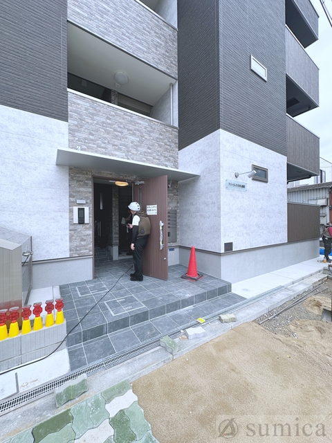 近鉄南大阪線 今川駅 徒歩10分 3階建 新築の外観写真
