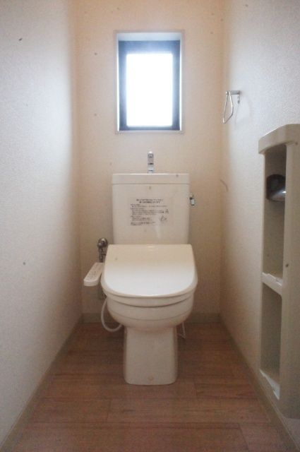 フォーレスMIYUKIのトイレ写真