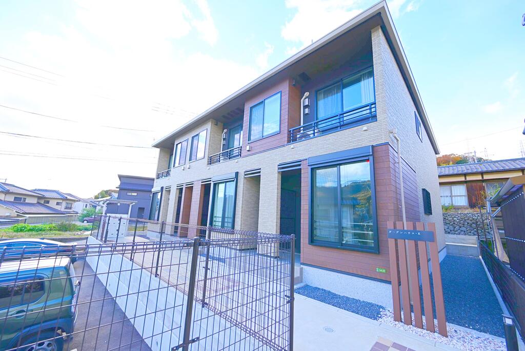 ＪＲ山陽本線 安芸中野駅 徒歩10分 築3年