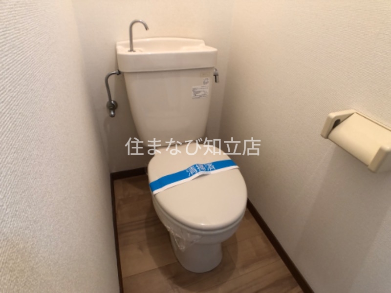 トイレ　別室同型写真