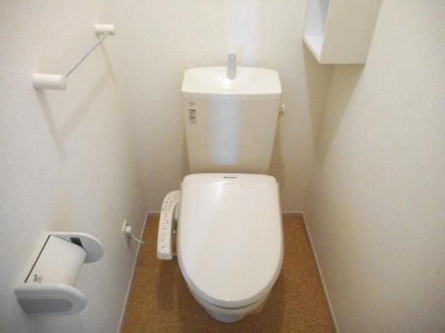 つくばエクスプレス つくば駅 徒歩30分 3階建 築13年のトイレ写真