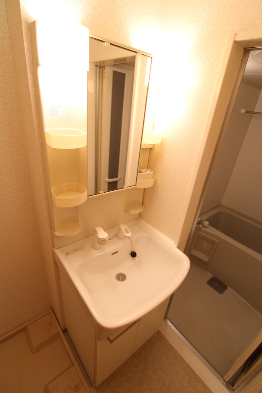 洗面設備　※同物件、別部屋になります。