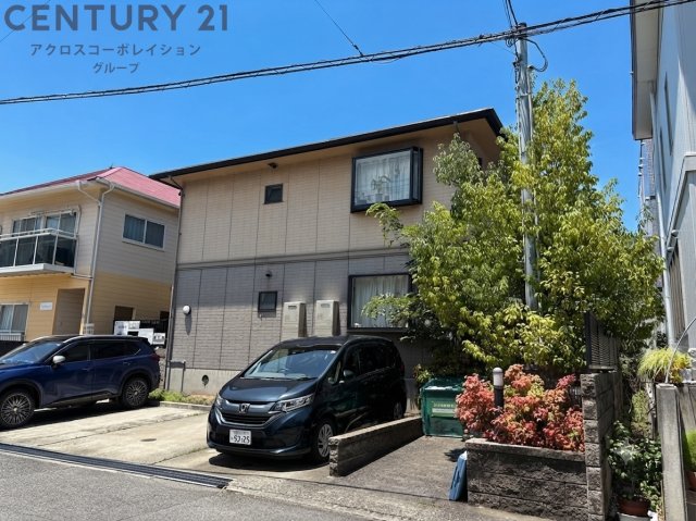 建物外観　敷地内駐車場あり！