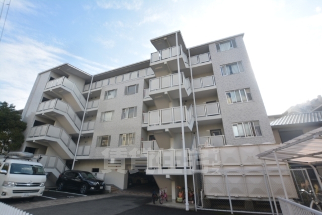 建物外観　オンライン内覧・現地案内も可能です