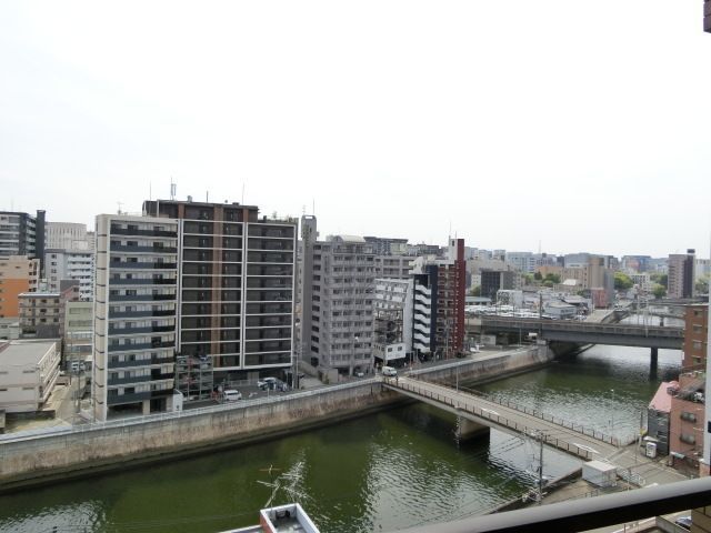 建物外観　現況優先