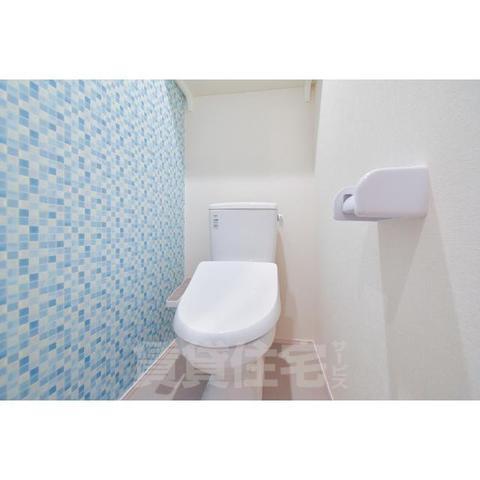 阪急京都線 大宮駅 徒歩6分 3階建 築1年のトイレ写真