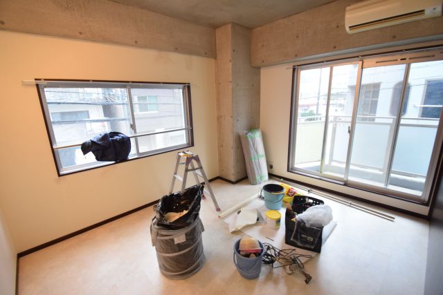 アクエルド新町の居間写真