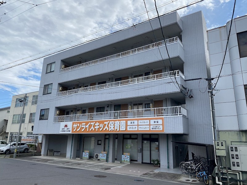 ファミール常田の外観写真