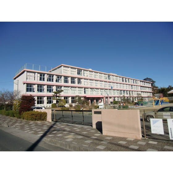 小学校　浜松市立富塚小学校（小学校）まで1380m
