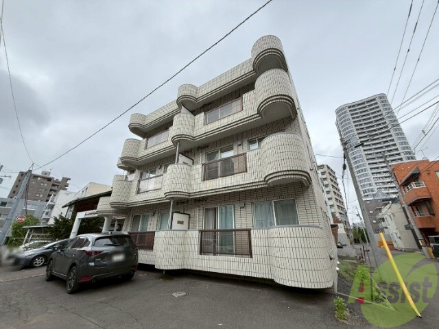建物外観　札幌市中央区北一条西「Ｓ－ｃｏｕｒｔ円山」