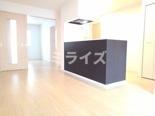 地下鉄今里筋線 井高野駅 徒歩5分 2階建 築8年の居間写真