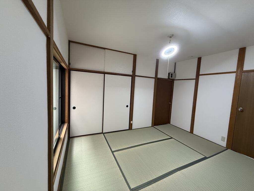 寿戸建て3の居間写真