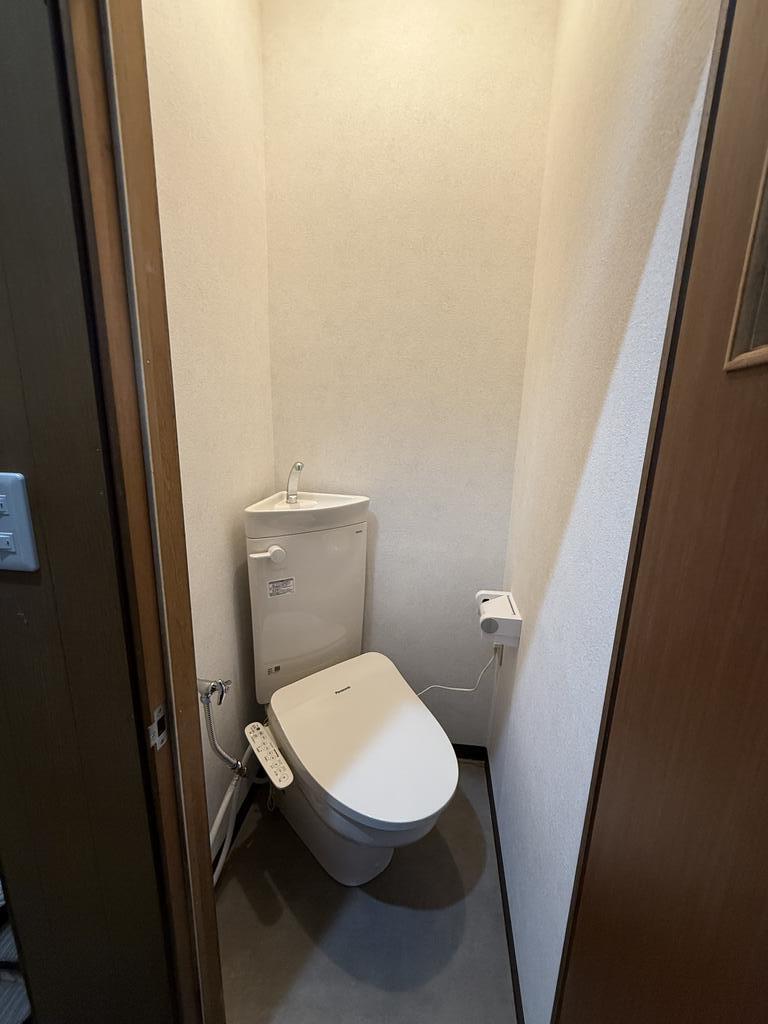 寿戸建て3のトイレ写真