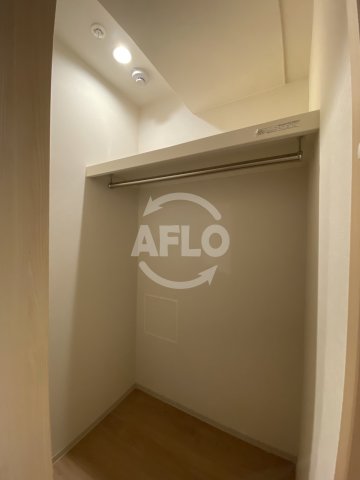収納　ハイデンス梅ヶ枝　クローゼット