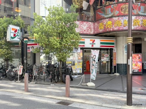 コンビニ　セブン-イレブン 大阪東心斎橋１丁目店（コンビニ）まで173m