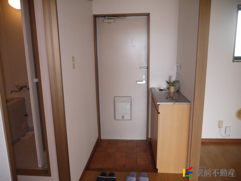 第2龍球園ハイツの玄関写真